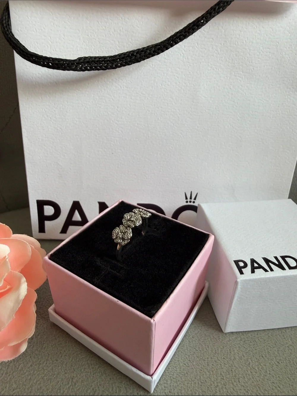 Pandora authentic ring